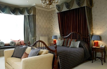 Tufton Arms Hotel