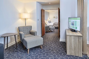 Holiday Inn Ellesmere Port, An Ihg Hotel