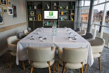 Holiday Inn Ellesmere Port, An Ihg Hotel