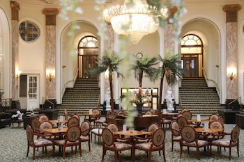 Britannia Adelphi Hotel