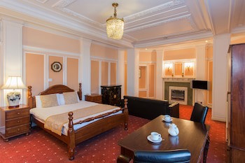 Britannia Adelphi Hotel