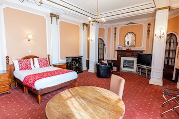 Britannia Adelphi Hotel