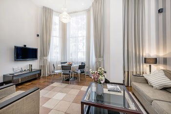 130 Queen's Gate Apartments