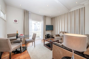 130 Queen's Gate Apartments