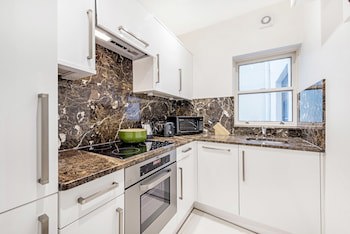 130 Queen's Gate Apartments