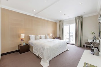 130 Queen's Gate Apartments