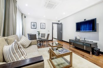 130 Queen's Gate Apartments