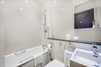 130 Queen's Gate Apartments