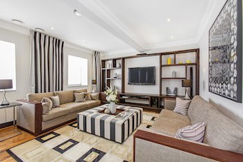 130 Queen's Gate Apartments