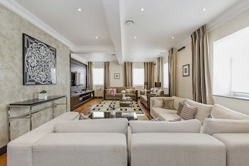130 Queen's Gate Apartments