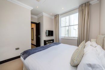 130 Queen's Gate Apartments