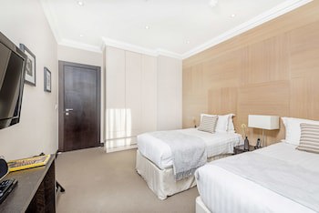 130 Queen's Gate Apartments