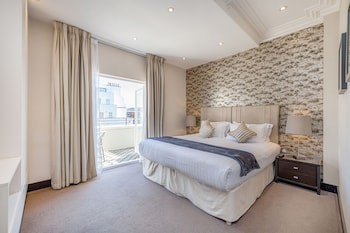 130 Queen's Gate Apartments