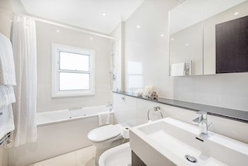 130 Queen's Gate Apartments