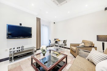 130 Queen's Gate Apartments