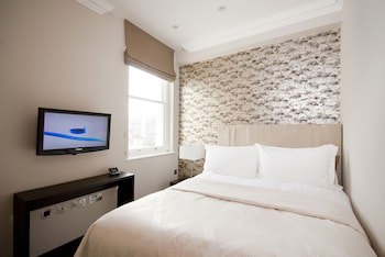 130 Queen's Gate Apartments