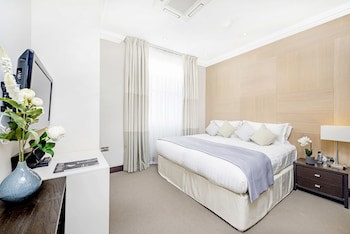 130 Queen's Gate Apartments