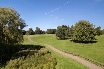 Delta Hotels By Marriott Tudor Park Country Club