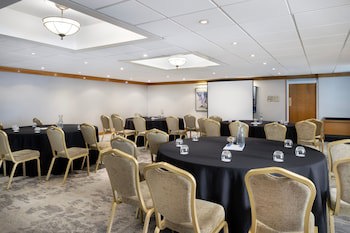 Delta Hotels By Marriott Tudor Park Country Club
