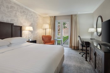 Delta Hotels By Marriott Tudor Park Country Club