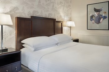 Delta Hotels By Marriott Tudor Park Country Club