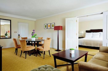 Delta Hotels By Marriott Tudor Park Country Club