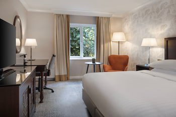 Delta Hotels By Marriott Tudor Park Country Club