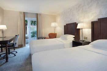 Delta Hotels By Marriott Tudor Park Country Club
