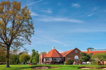 Delta Hotels By Marriott Tudor Park Country Club