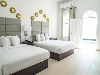 Jamaica Palace Hotel