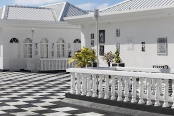 Jamaica Palace Hotel