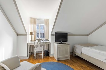 Best Western Plus Edward Hotel