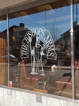 Hotel Bishops Arms Mora