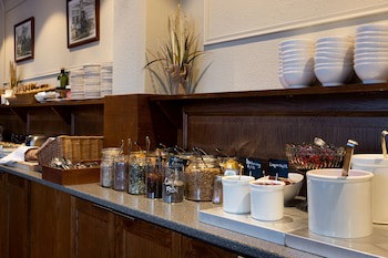 Hotel Bishops Arms Mora