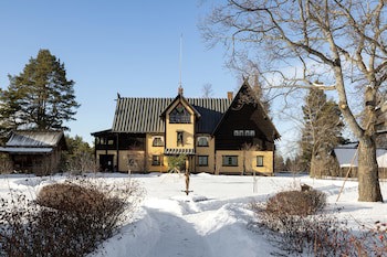 Hotel Bishops Arms Mora