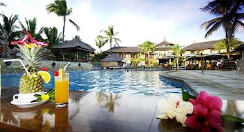 Club Bali Family Suites @Legian Beach