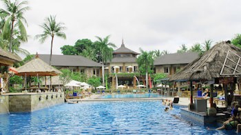 Club Bali Family Suites @Legian Beach