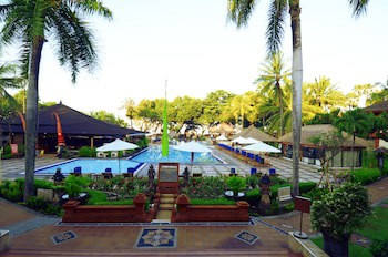 Club Bali Family Suites @Legian Beach