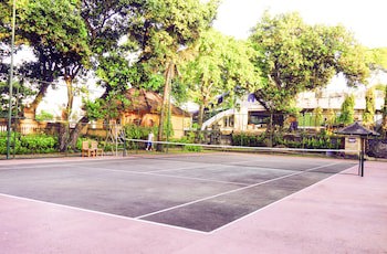 Club Bali Family Suites @Legian Beach