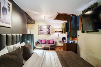 Berns, Historical Boutique Hotel & House Of Entertainment Since 1863