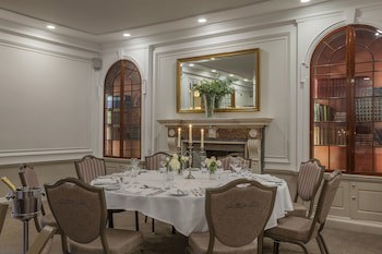 Oatlands Park Hotel