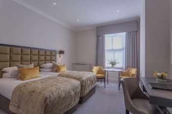 Oatlands Park Hotel