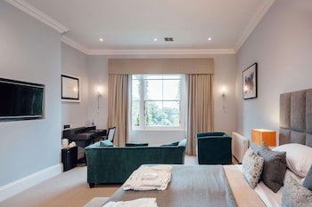 Oatlands Park Hotel