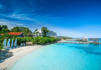 Sandals Ochi - All Inclusive Couples Only