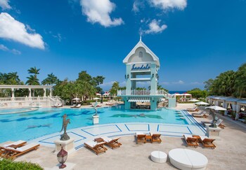 Sandals Ochi - All Inclusive Couples Only