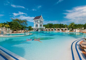 Sandals Ochi - All Inclusive Couples Only