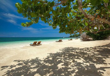 Sandals Ochi - All Inclusive Couples Only