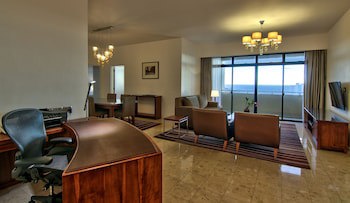 Hilton Colombo Residence