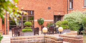 Cedar Court Bradford