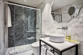 Eurostars Puerta Real Hotel